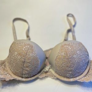 Victoria’s Secret Dream Angels Push Up Bra 36A